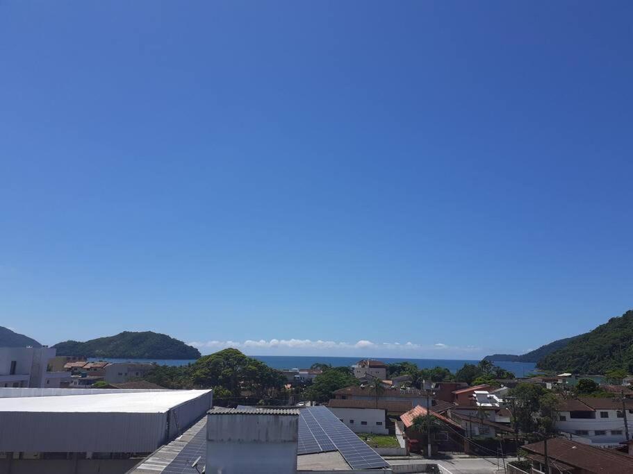 Ape A 250 Metros Da Praia Do Pereque Acu Em Ubatuba Apartamento